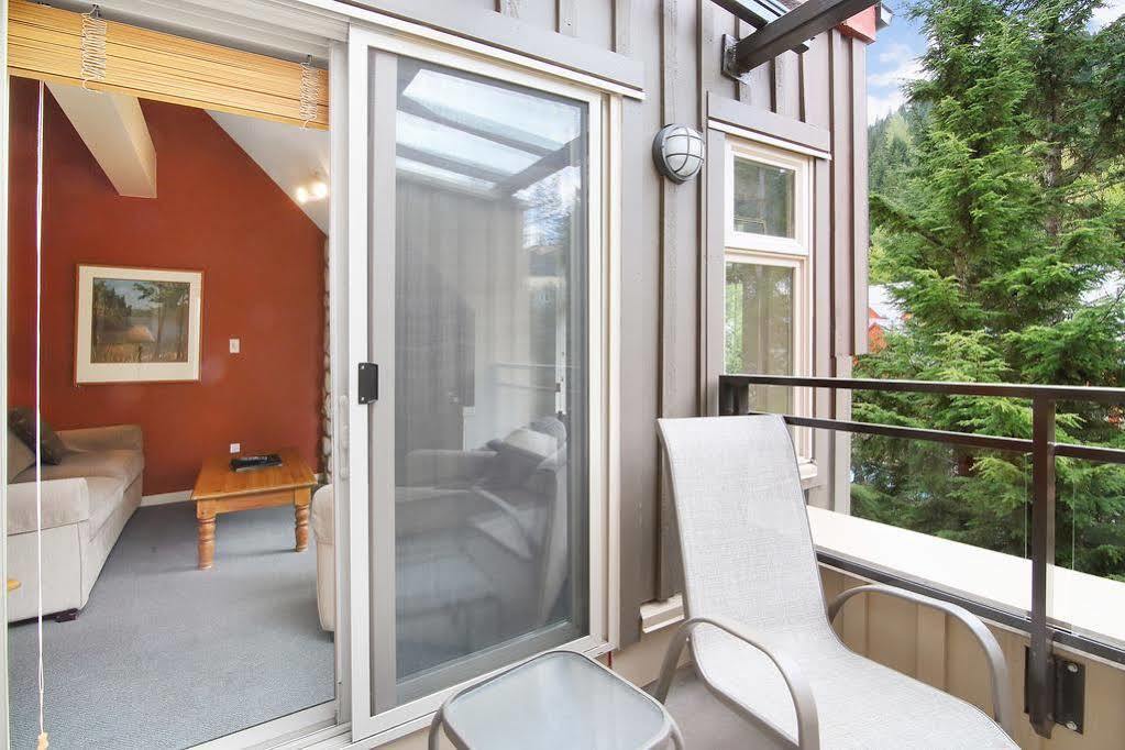 Resortquest At Placid Hotel Whistler